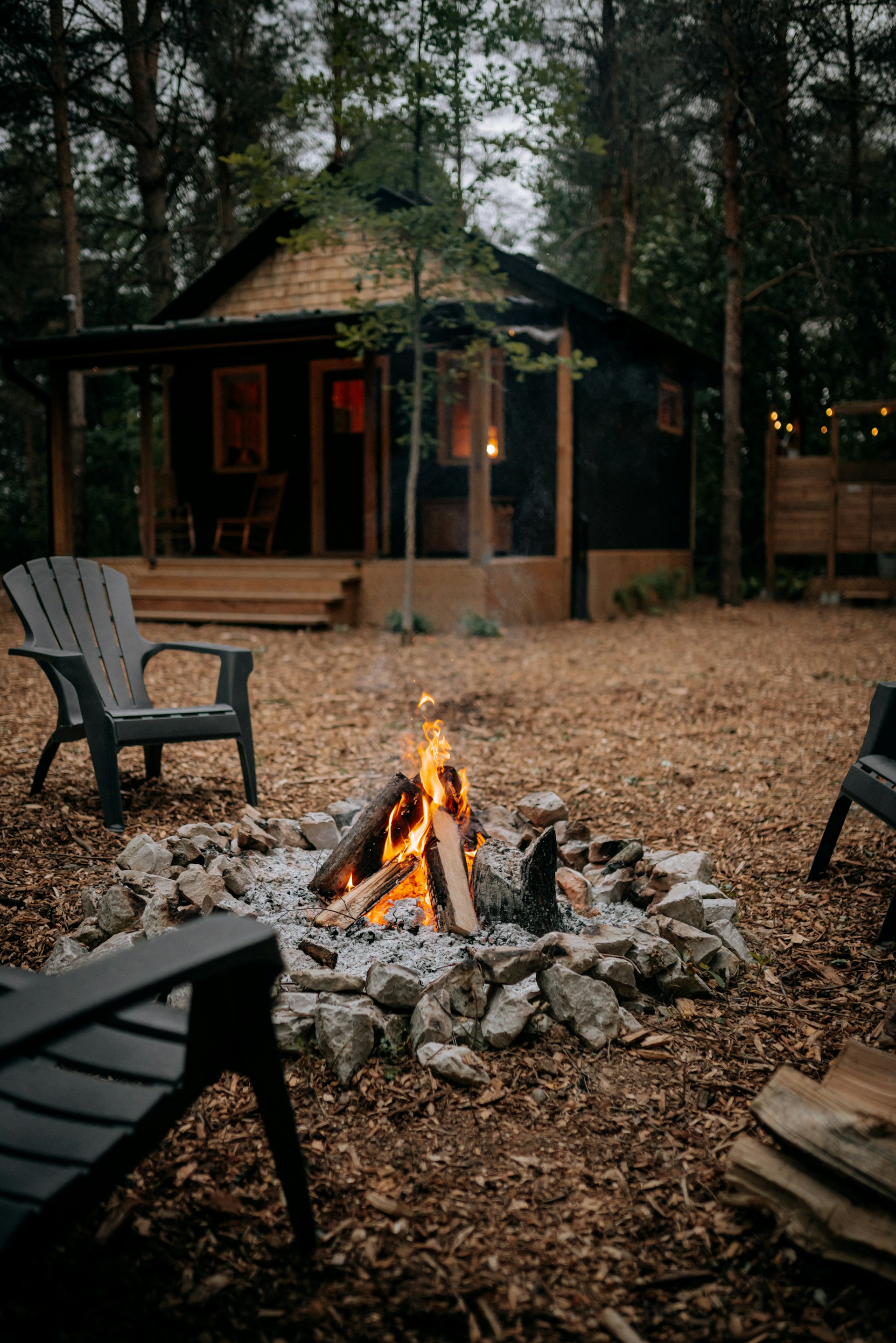 Fire Pits & Lounge Zones